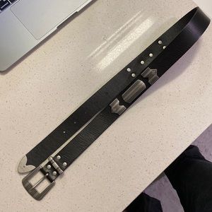 Urban Outfitters Western Black Silver Hardware Belt / Small